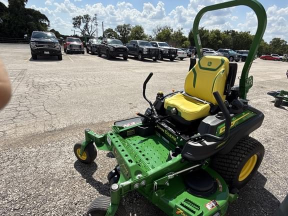 Image of John Deere Z930M equipment image 3