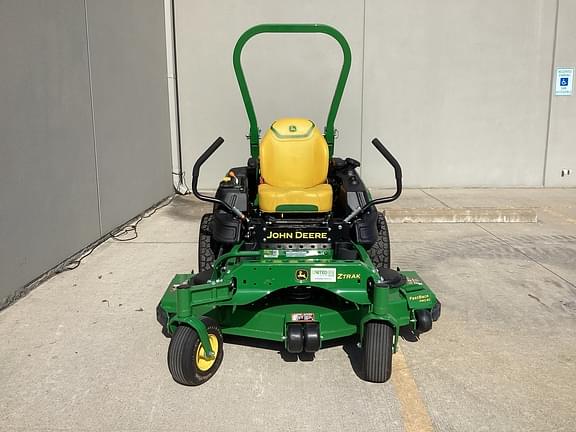 Image of John Deere Z930M equipment image 1