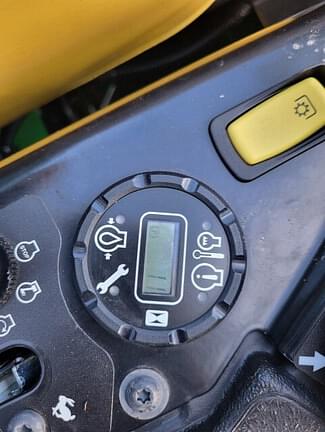 Image of John Deere Z930M equipment image 4