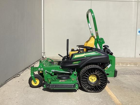 Image of John Deere Z930M Primary image
