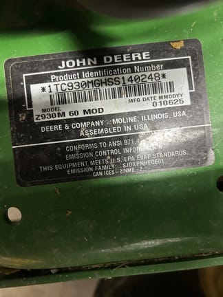 2025 John Deere Z930M Equipment Image0
