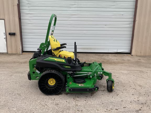 Image of John Deere Z930M equipment image 3