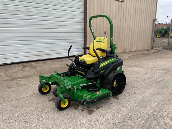 Image of John Deere Z930M equipment image 1