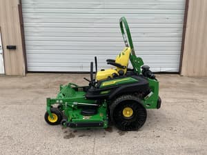 2025 John Deere Z930M Image
