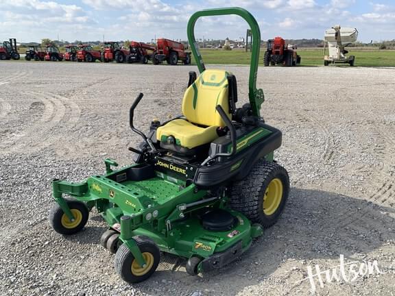 Image of John Deere Z930M equipment image 1