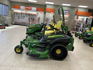 2025 John Deere Z930M Image