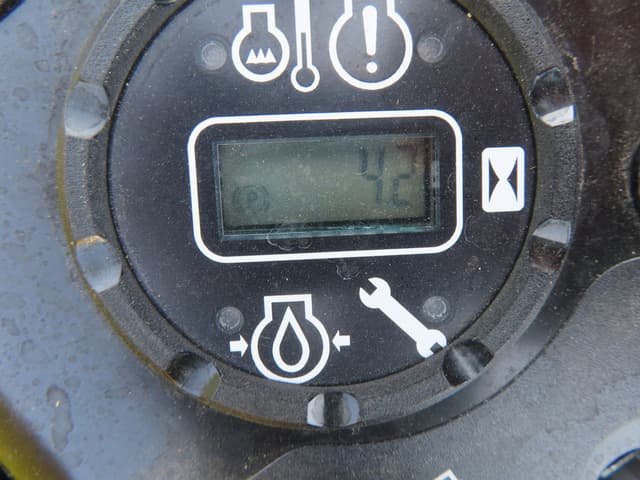 Image of John Deere Z930M equipment image 4