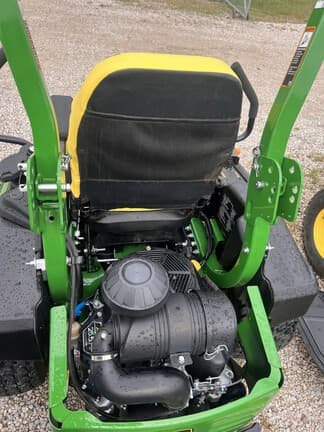 Image of John Deere Z930M equipment image 4