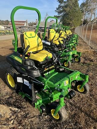 Image of John Deere Z930M equipment image 1