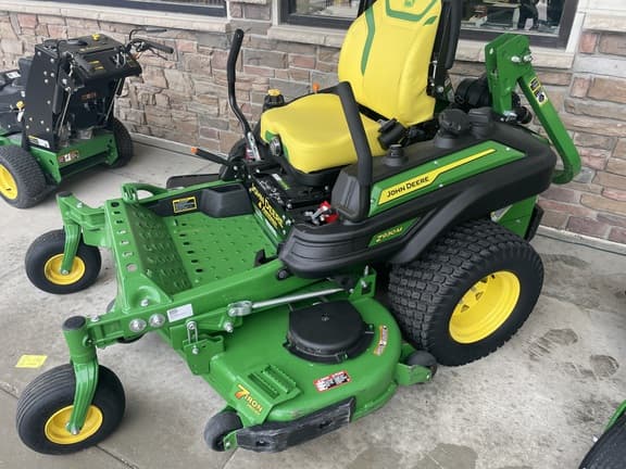 Image of John Deere Z930M equipment image 2