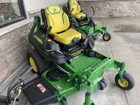 Image of John Deere Z930M equipment image 1