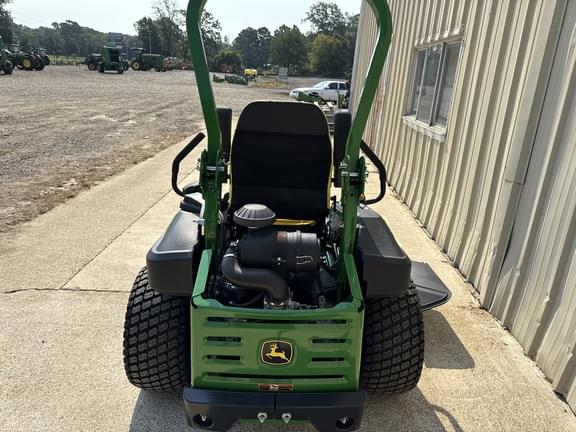 Image of John Deere Z930M equipment image 4
