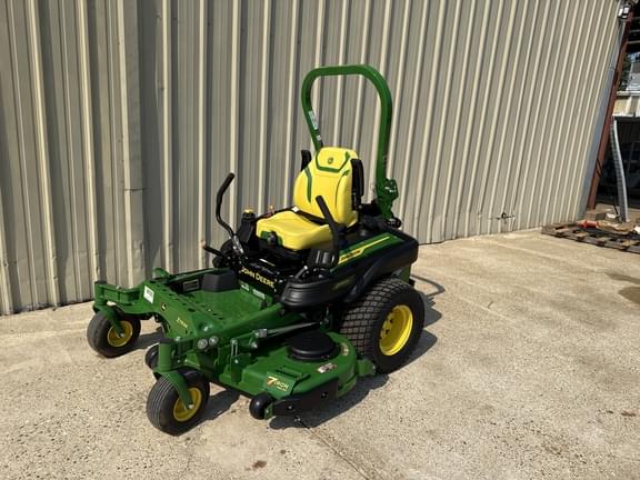 Image of John Deere Z930M equipment image 1