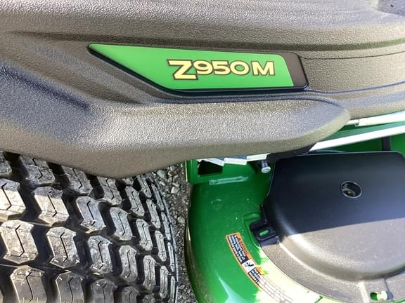 Image of John Deere Z950M equipment image 3
