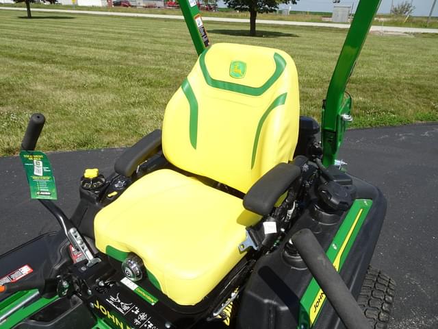 Image of John Deere Z950M equipment image 4