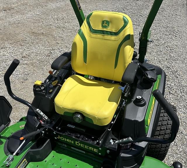 Image of John Deere Z950M equipment image 4