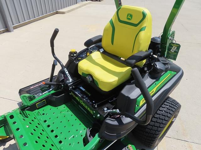 Image of John Deere Z950M equipment image 4