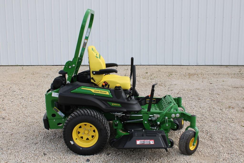 Image of John Deere Z950M Image 1