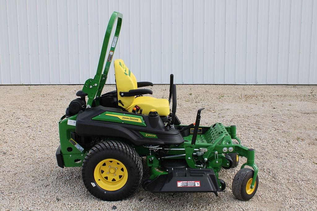 Image of John Deere Z950M Image 1