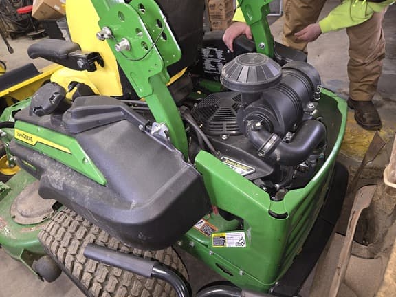 Image of John Deere Z950M equipment image 4
