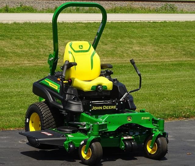 Image of John Deere Z950R equipment image 1