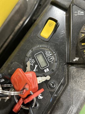 Image of John Deere Z950R equipment image 4