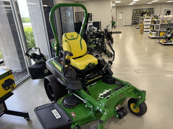2025 John Deere Z950R Equipment Image0
