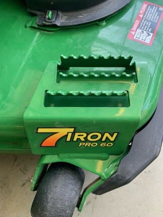 Image of John Deere Z955M equipment image 1