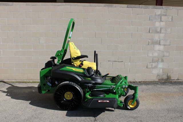 Image of John Deere Z955M equipment image 1
