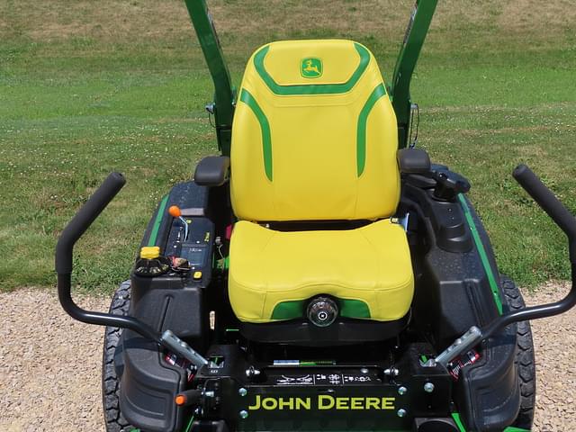 Image of John Deere Z955M equipment image 4