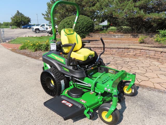Image of John Deere Z955M equipment image 1