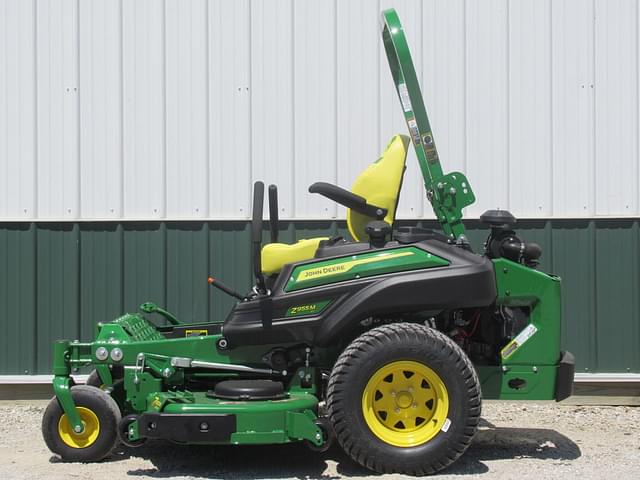 Image of John Deere Z955M equipment image 1