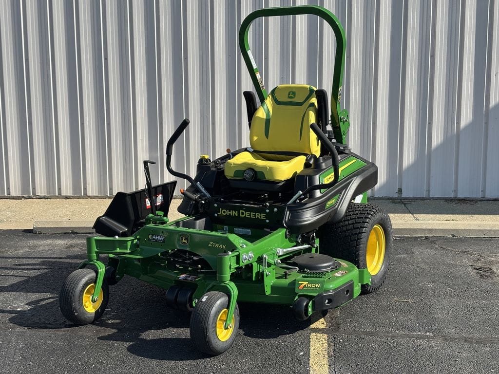2025 John Deere Z955M Image