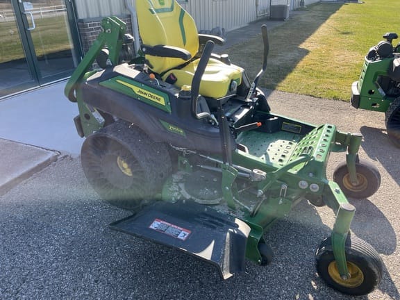 2025 John Deere Z955M Equipment Image0