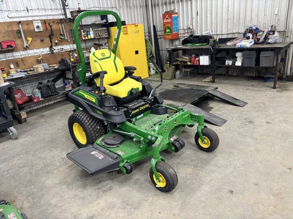 2025 John Deere Z955R Equipment Image0