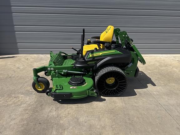 Image of John Deere Z960M equipment image 2