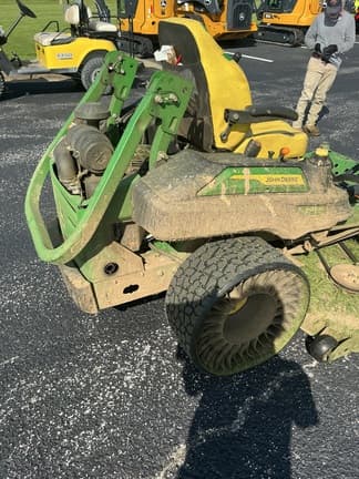 Image of John Deere Z960M equipment image 4