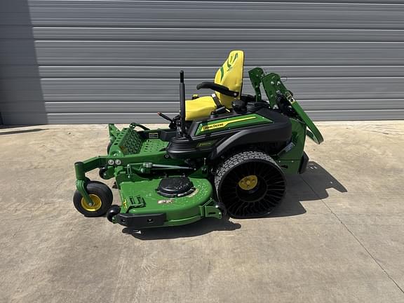 Image of John Deere Z960M equipment image 1