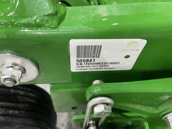 Image of John Deere Z960M equipment image 4