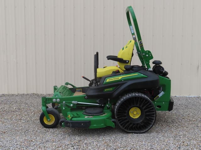 Image of John Deere Z960M equipment image 2