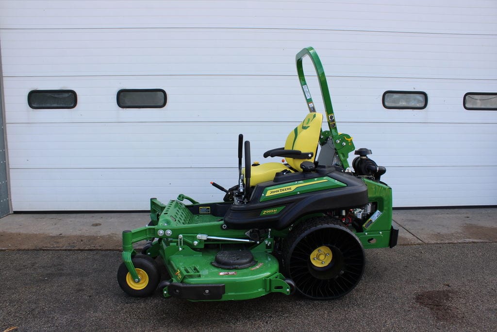 2025 John Deere Z965M Equipment Image0