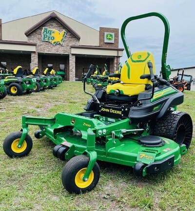 2025 John Deere Z970R Equipment Image0