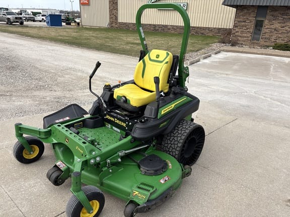 2025 John Deere Z970R Equipment Image0
