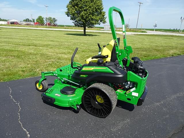 Image of John Deere Z975M equipment image 2