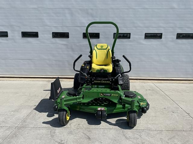 Image of John Deere Z975M equipment image 1