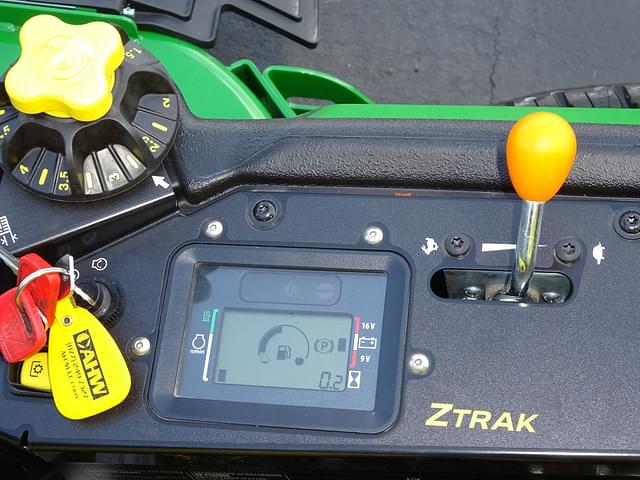 Image of John Deere Z985R equipment image 4