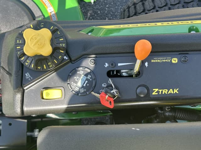 Image of John Deere Z994R equipment image 4