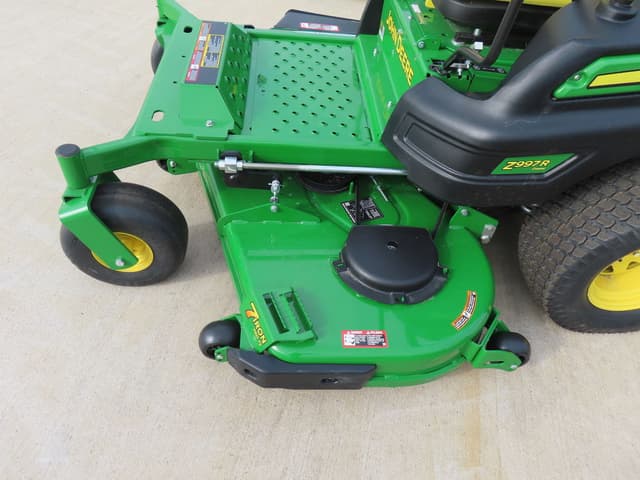 Image of John Deere Z997R equipment image 4