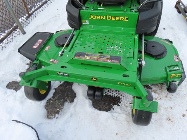 Image of John Deere Z997R equipment image 2