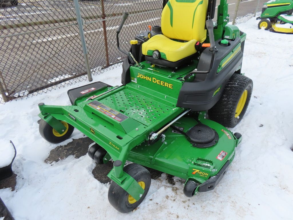 2025 John Deere Z997R Image